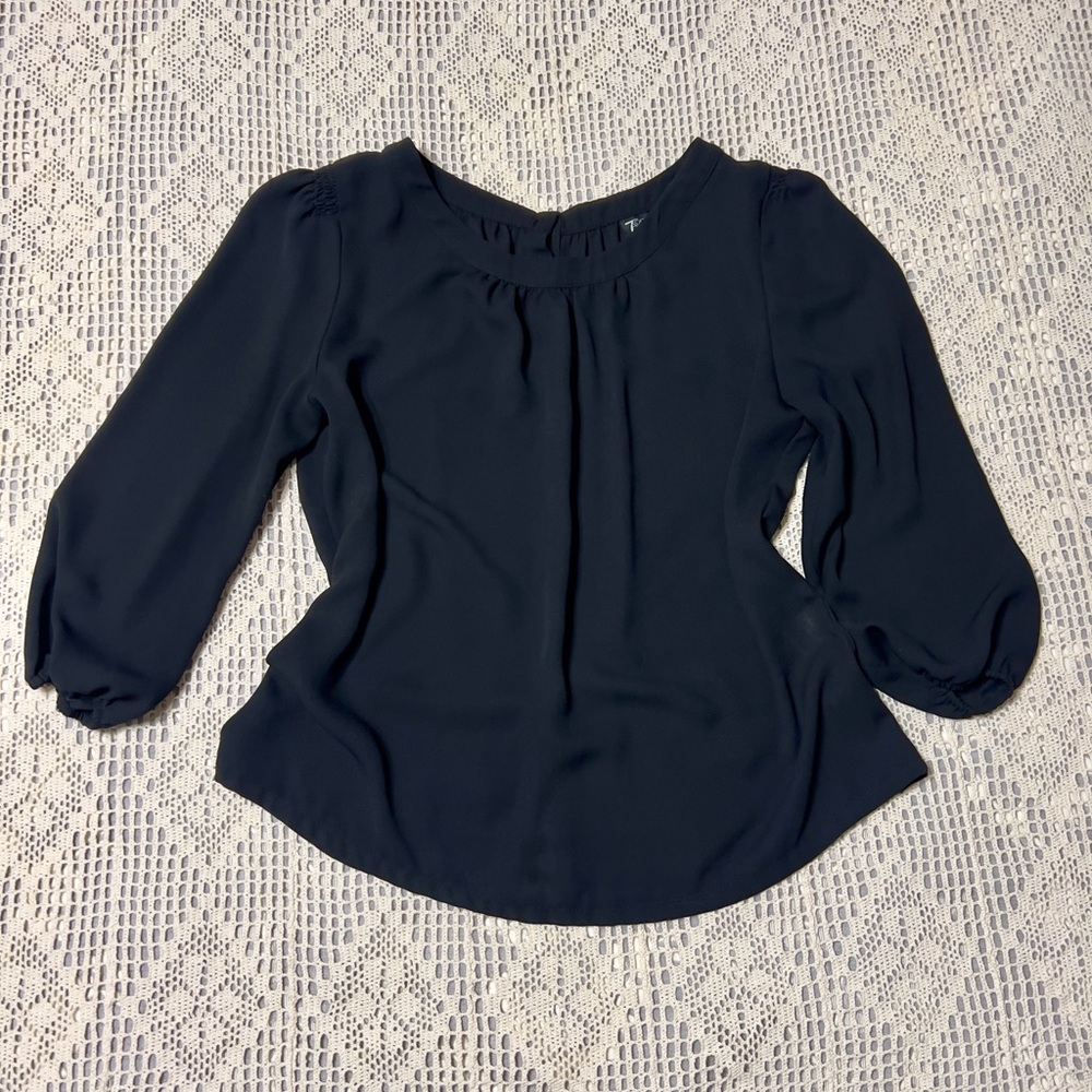 NY&Co Black Blouse XS Lightweight 3/4 Sleeve Silver Button Back Chic Top